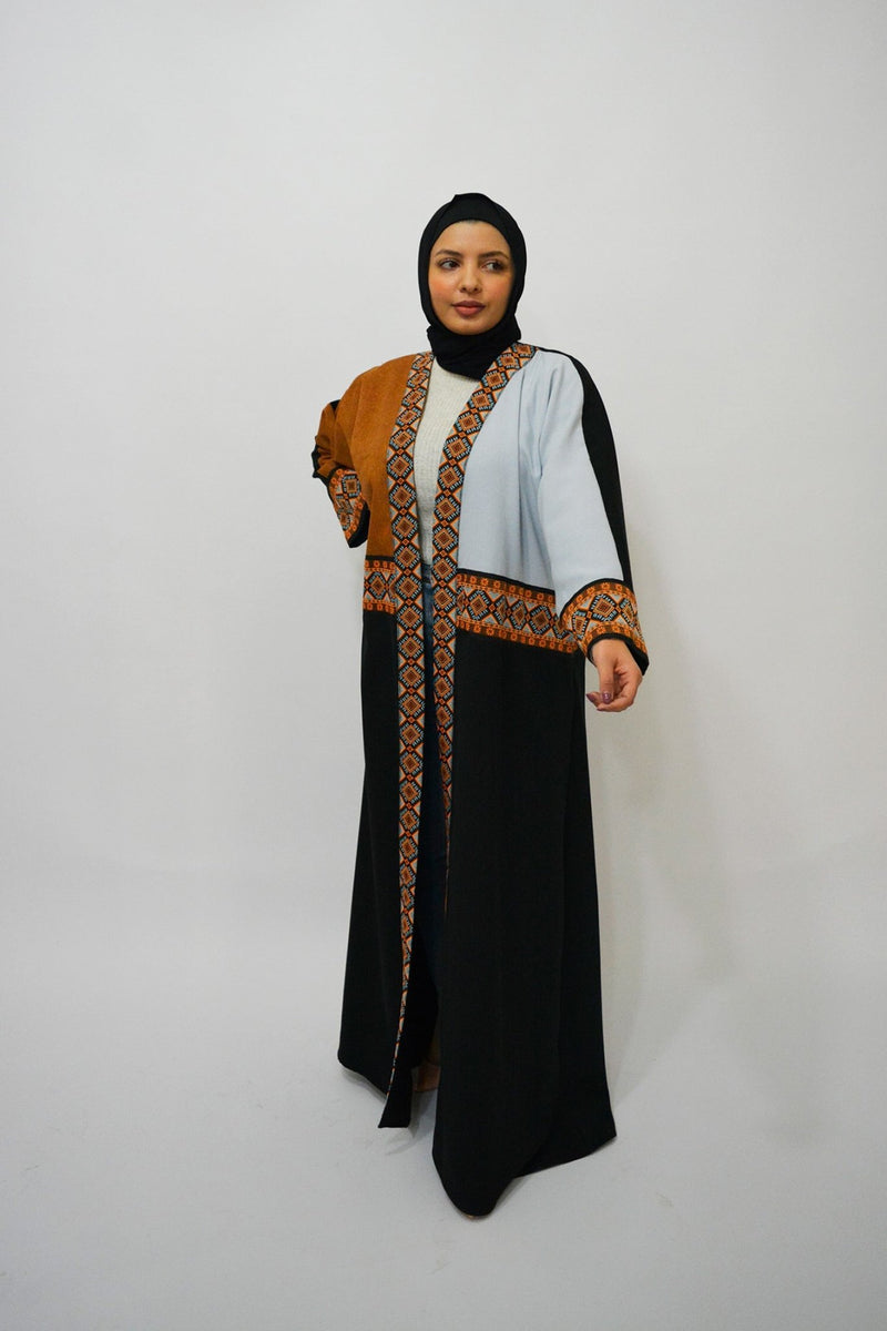 Bisht Artisana Black luxury abaya