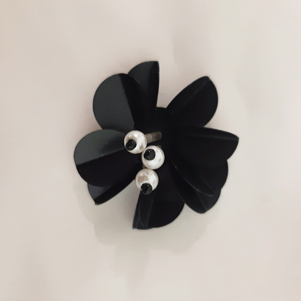 Black Flex Flower accessories for abaya