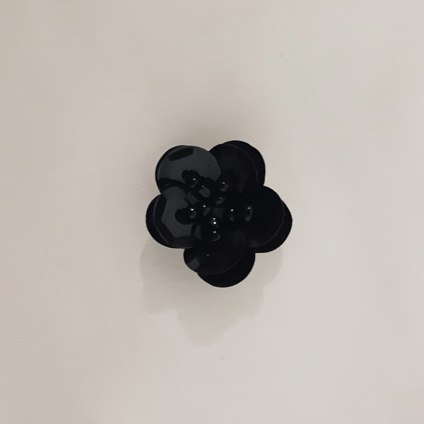 Black flower accessories for abaya